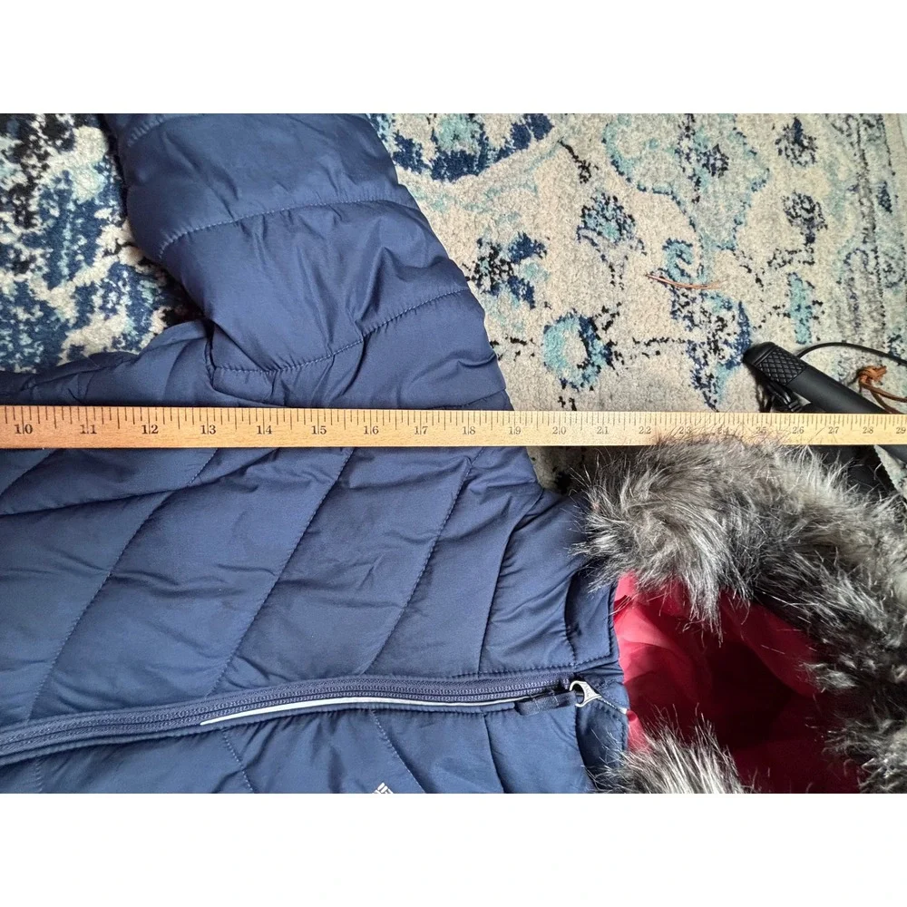 Columbia Girls Winter Coat Navy Pink‎ Faux Fur Hood Quilted Puffer Jacket WG5007
